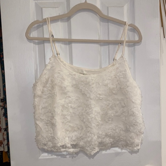 Abercrombie & Fitch Tops - Abercrombie & Fitch - Lace crop top